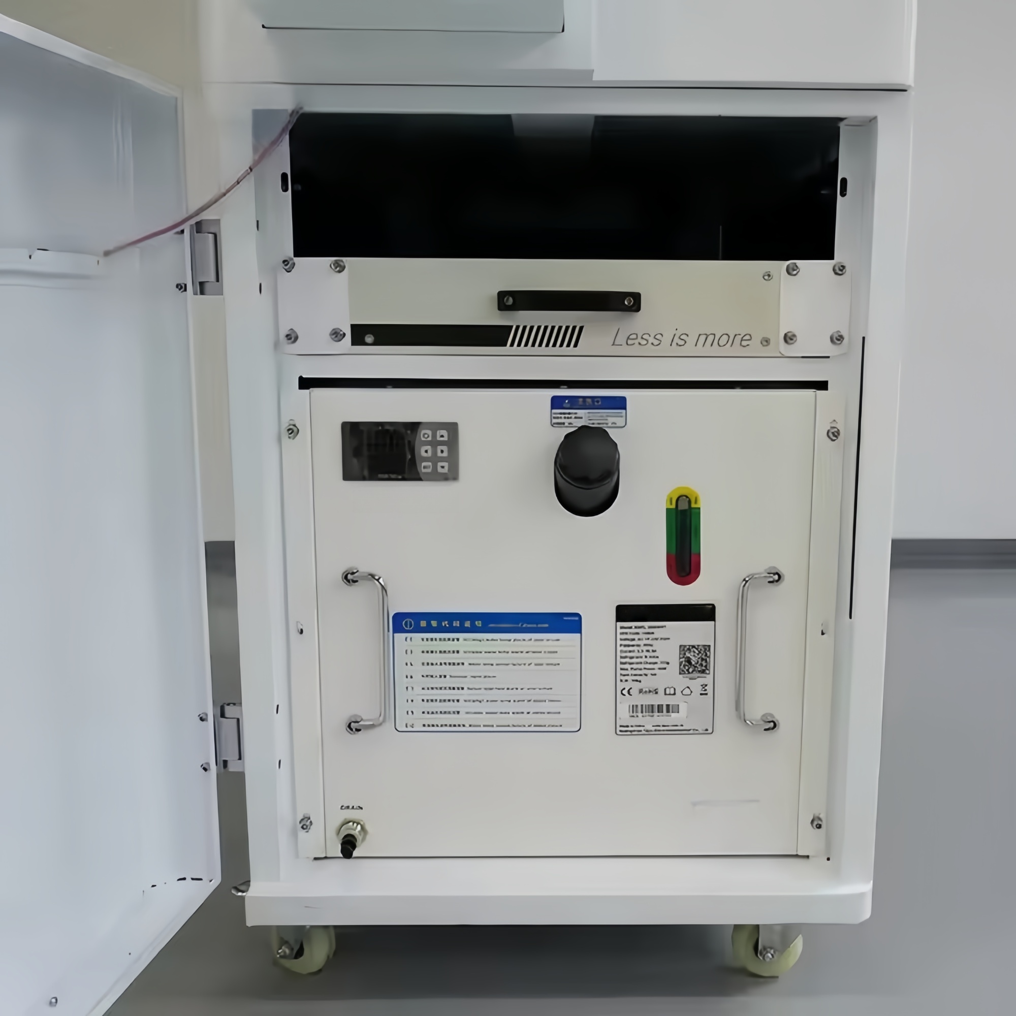 Robot industriale Blaster per  - Industrial Laser Manufacturers recensione e prezzo
